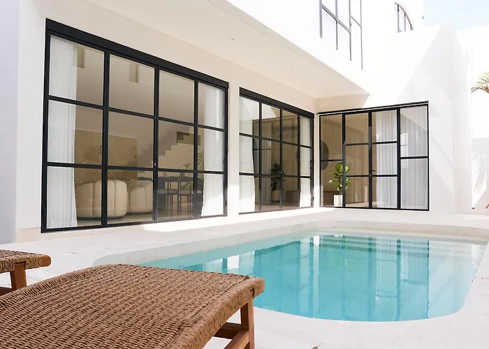 Casa Lily - Luxury 3 Bedroom Villa In Bingin